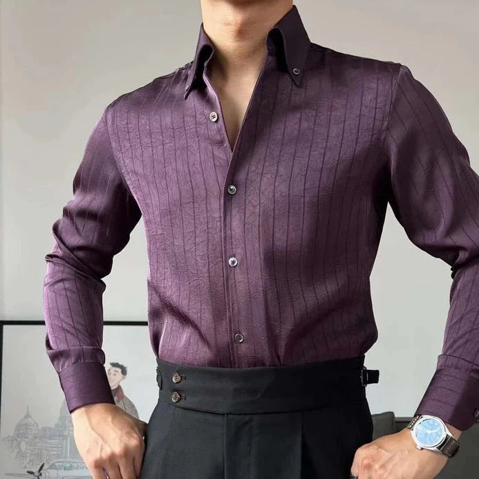 Camisa listrada de seda com botões