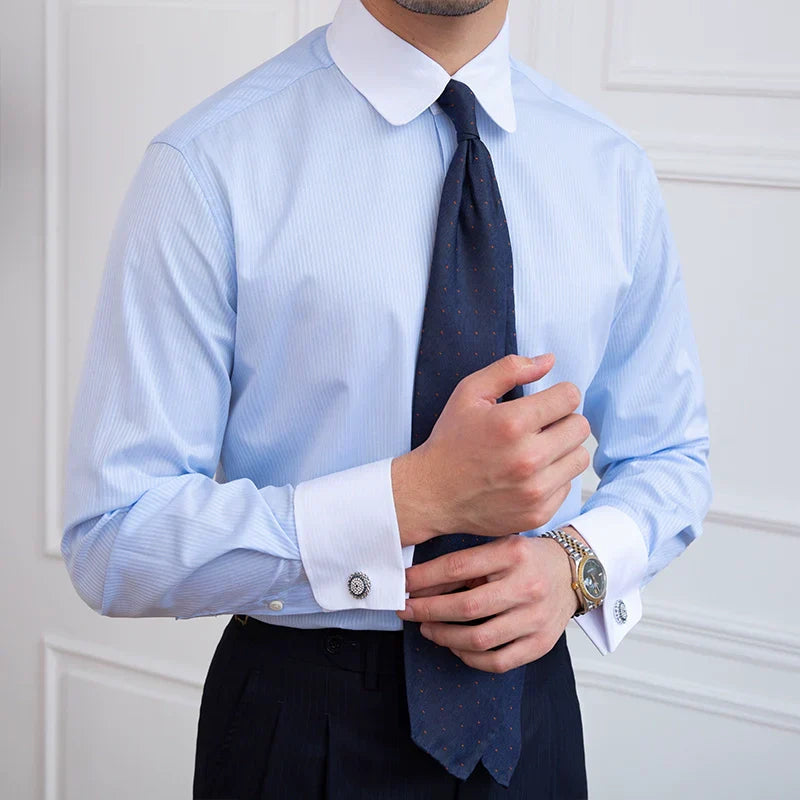 Camisa com punho francês