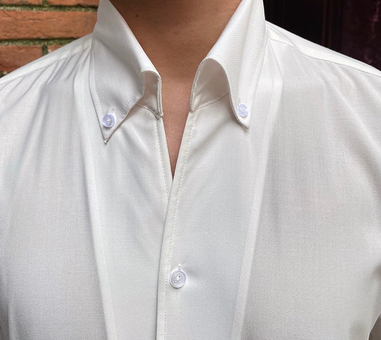 Camisa britânica com abotoaduras