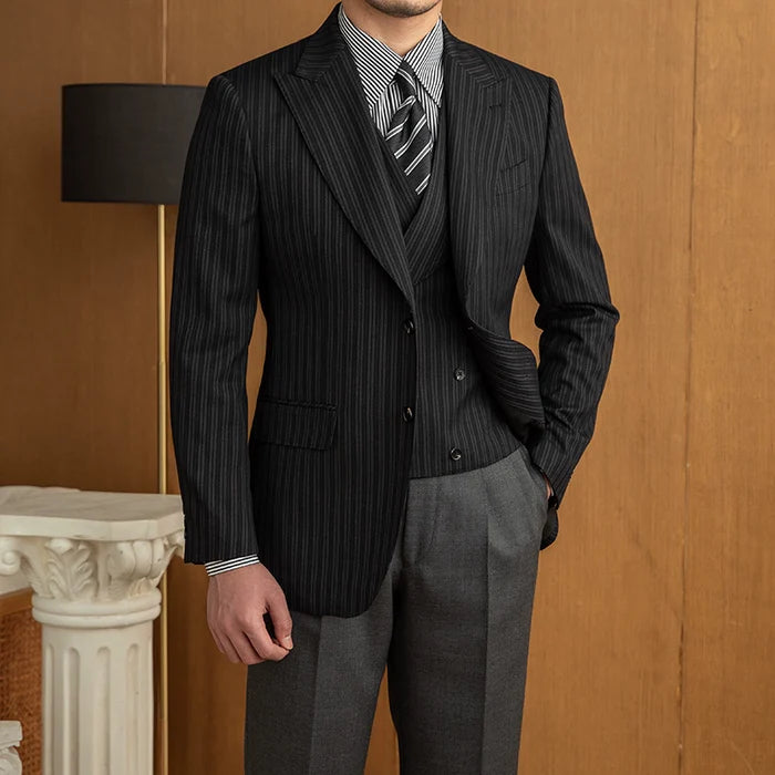 Blazer Dois Botões Listrado Cinza Escuro