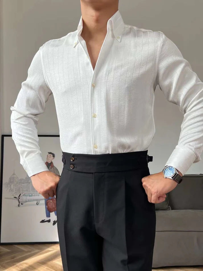 Camisa listrada de seda com botões