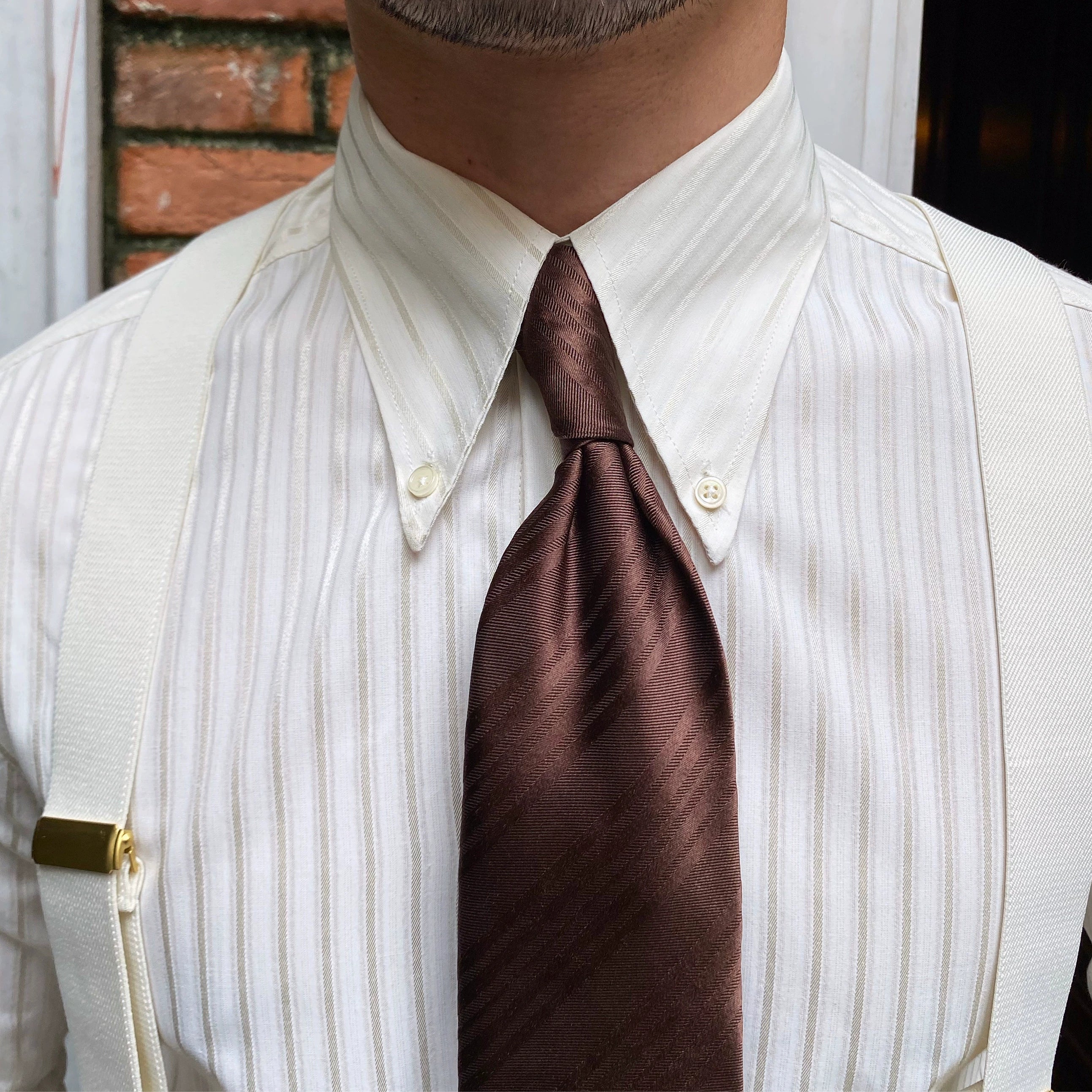 Camisa Gola Ponta de Lança Clássica